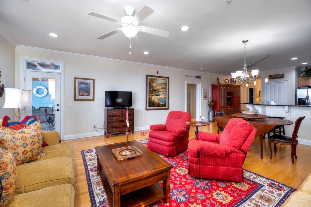 additional-photos