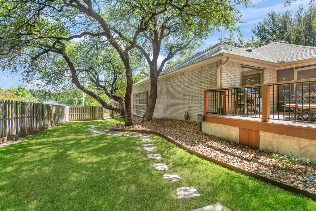 201 E Creekview Dr photo 5