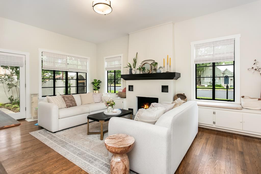 507 Cora photo 1