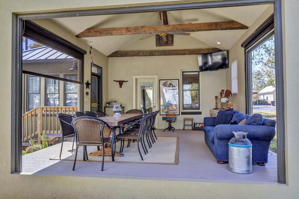 Sold by Savannah Sikes: 306 E Orchard St, Fredericksburg TX