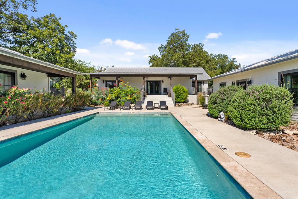 Sold by Savannah Sikes: 205 E Schubert St, Fredericksburg TX