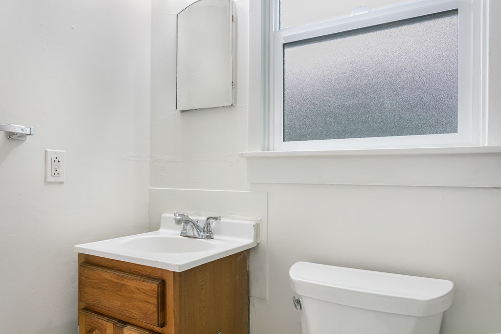 111 Beverly Dr photo 3