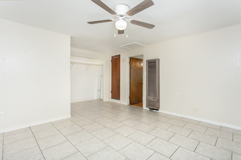 111 Beverly Dr photo 5