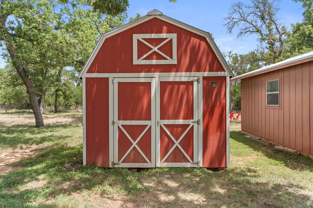 111 Wilderness Dr photo 16