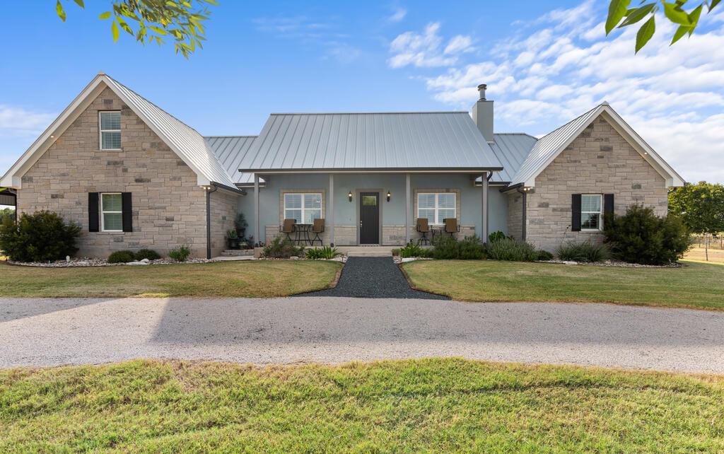 139 Armory Rd, Fredericksburg Texas