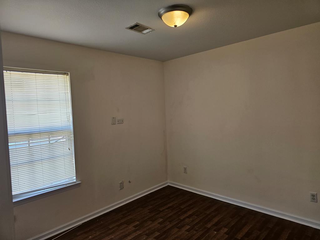 Slide for listing number 27614