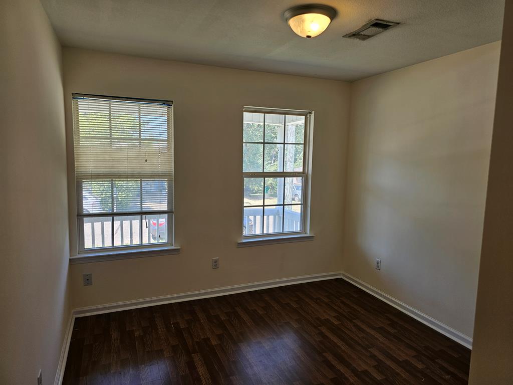 Slide for listing number 27614