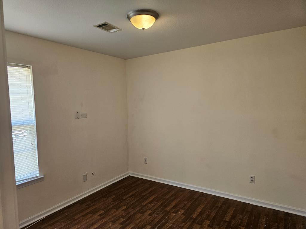 Slide for listing number 27614