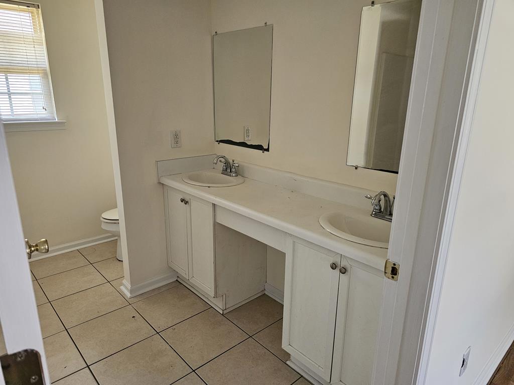 Slide for listing number 27614