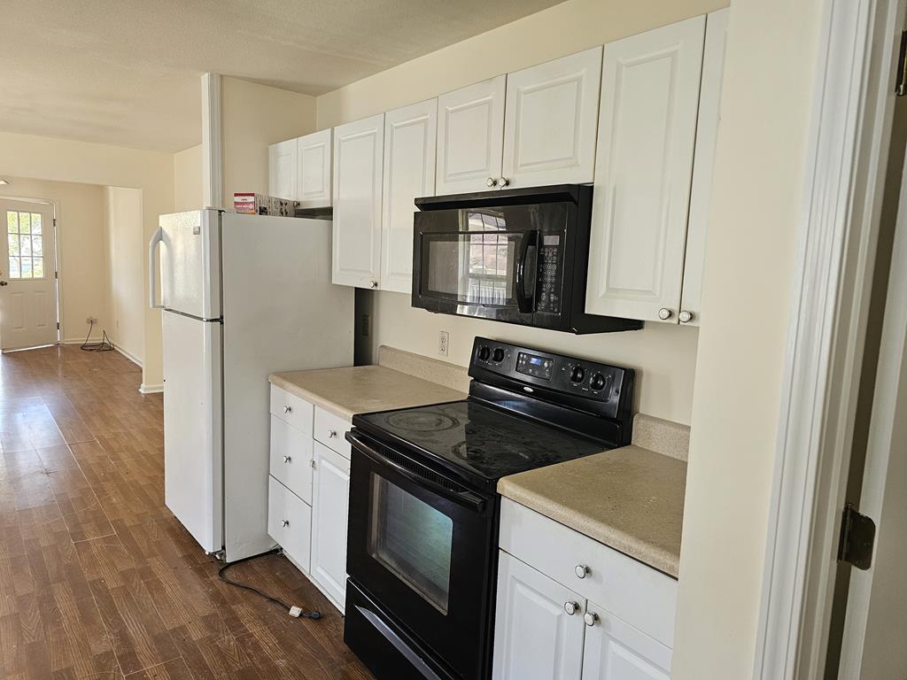 Slide for listing number 27614