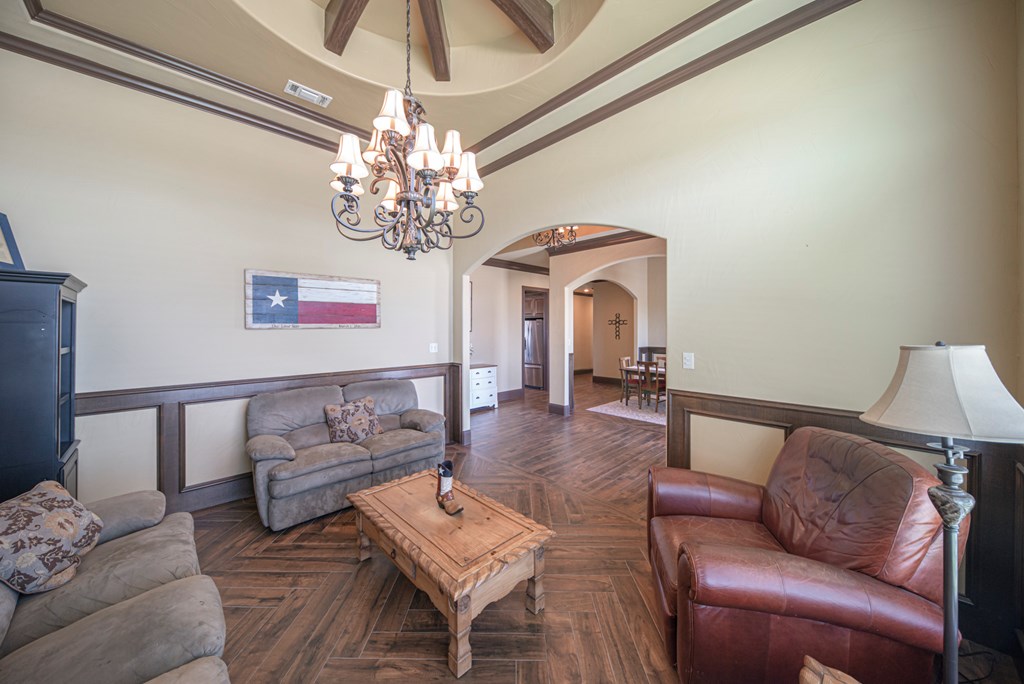 Slide for listing number 135070