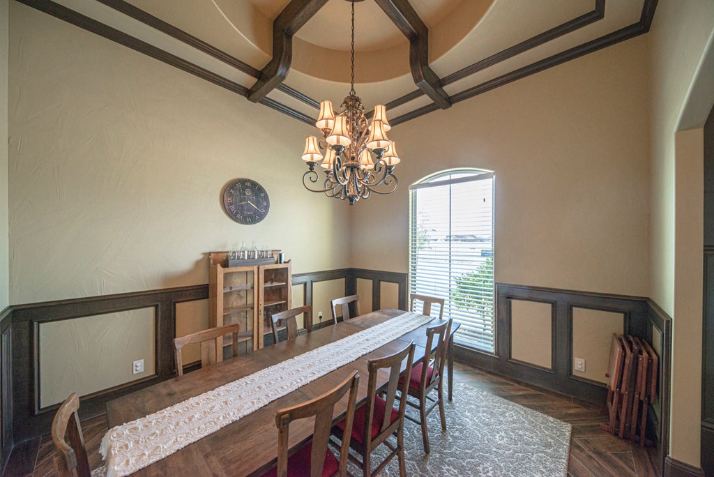 Slide for listing number 135070