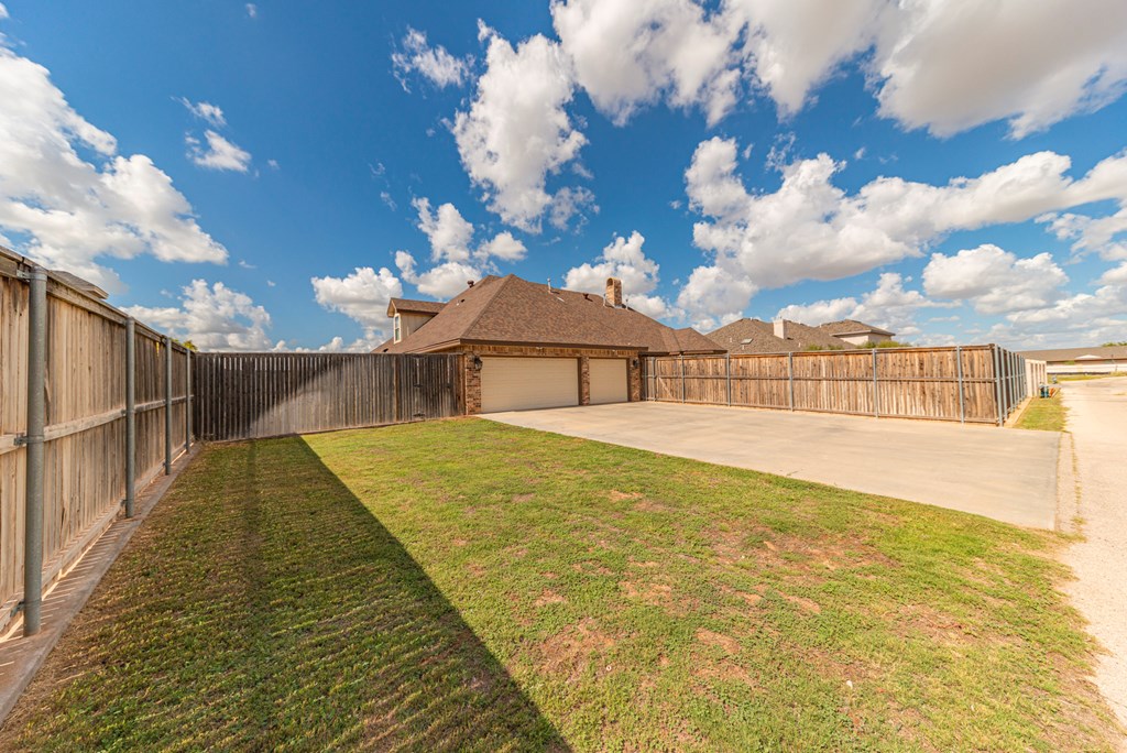 Slide for listing number 135070