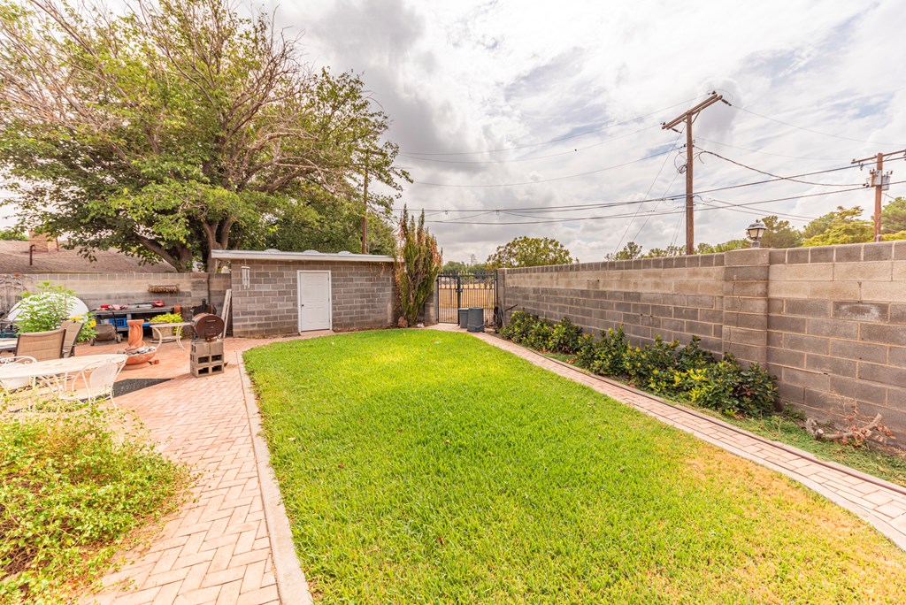 Slide for listing number 138580