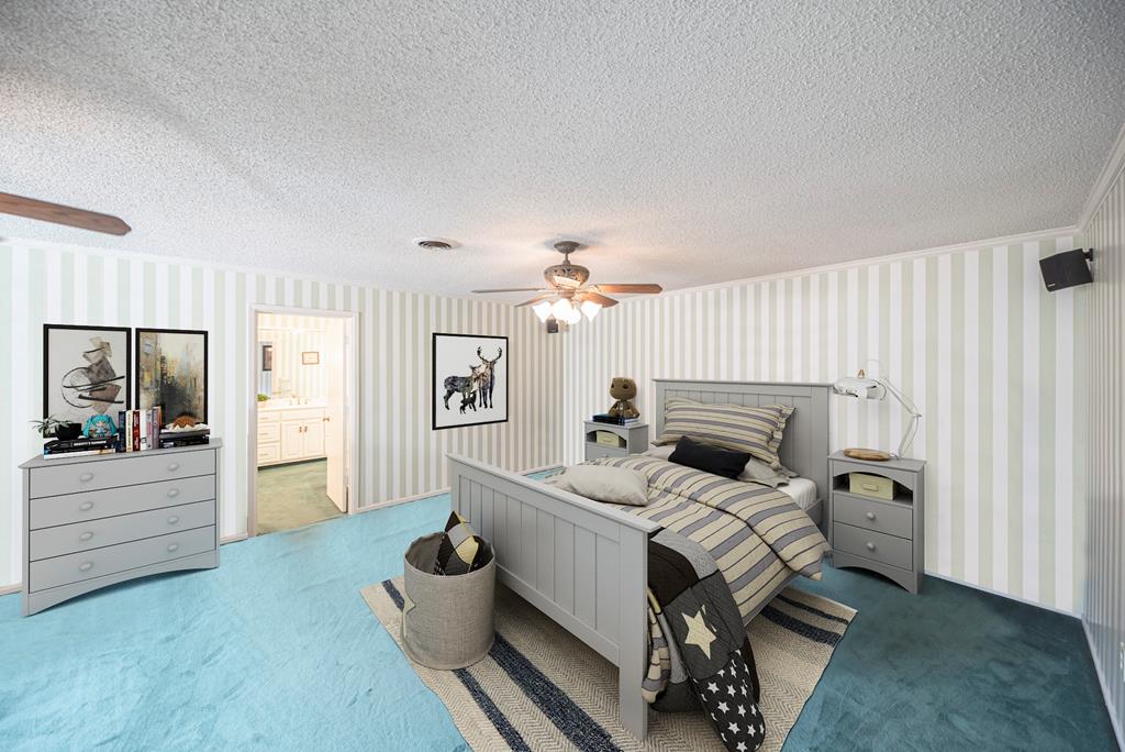 Slide for listing number 138580