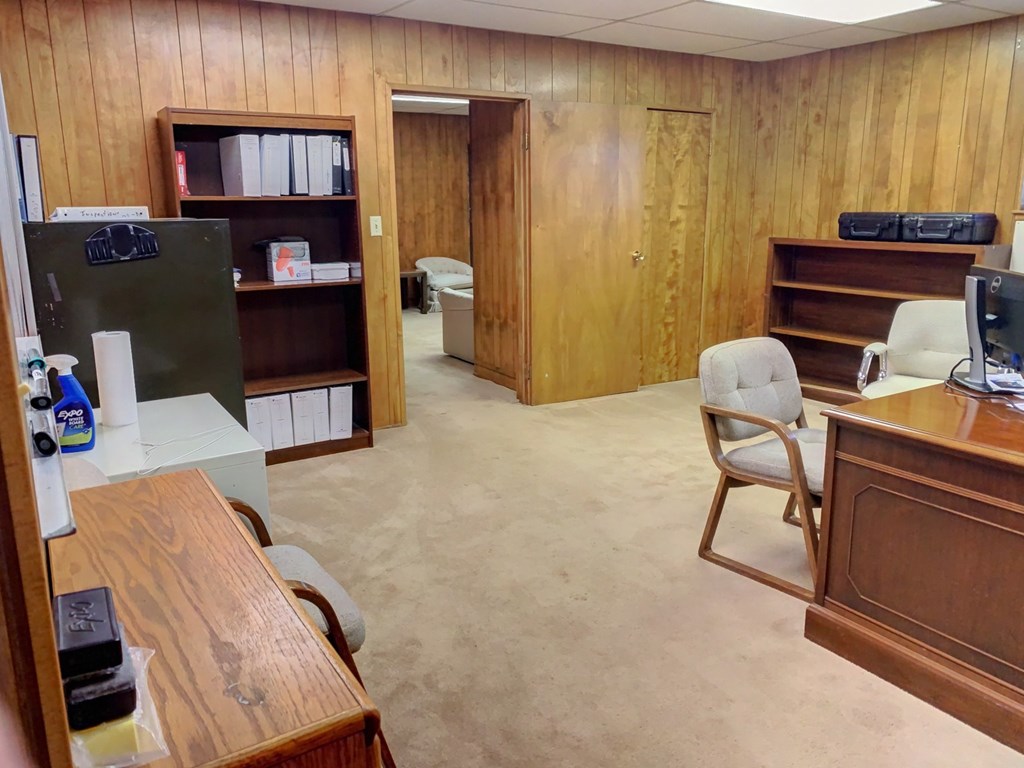 Slide for listing number 139870