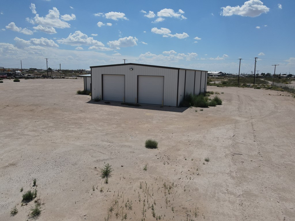 Slide for listing number 158990