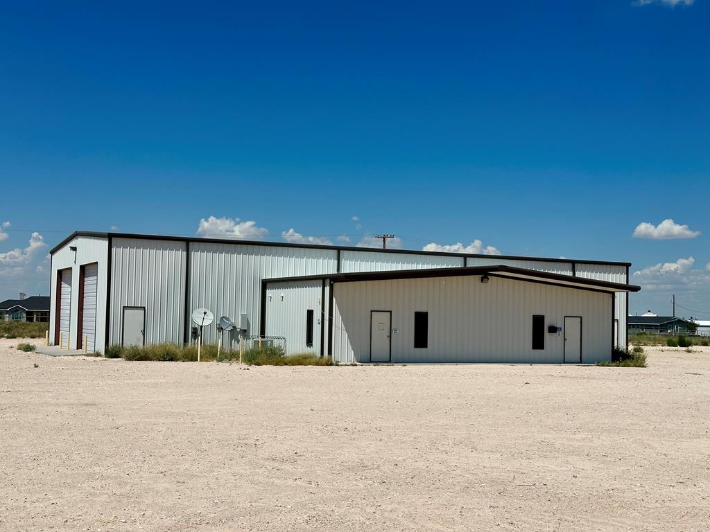 Slide for listing number 158990