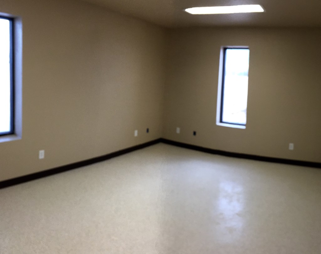 Slide for listing number 161200
