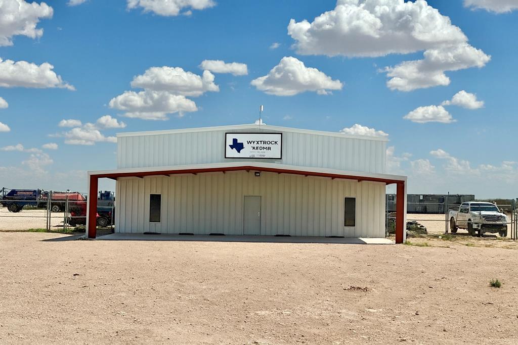 Slide for listing number 161200