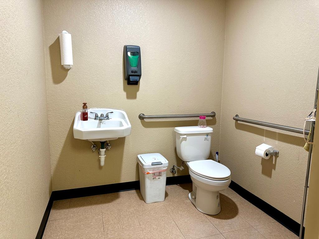 Slide for listing number 161200