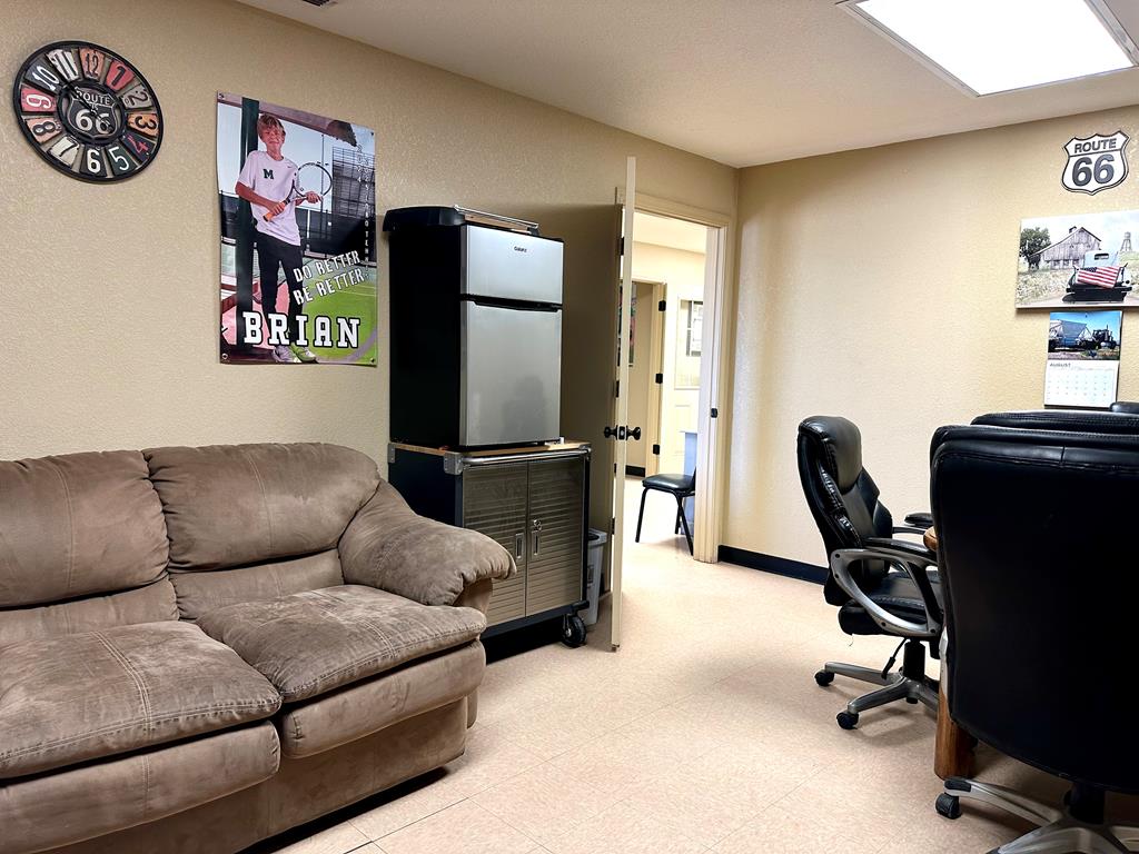 Slide for listing number 161200