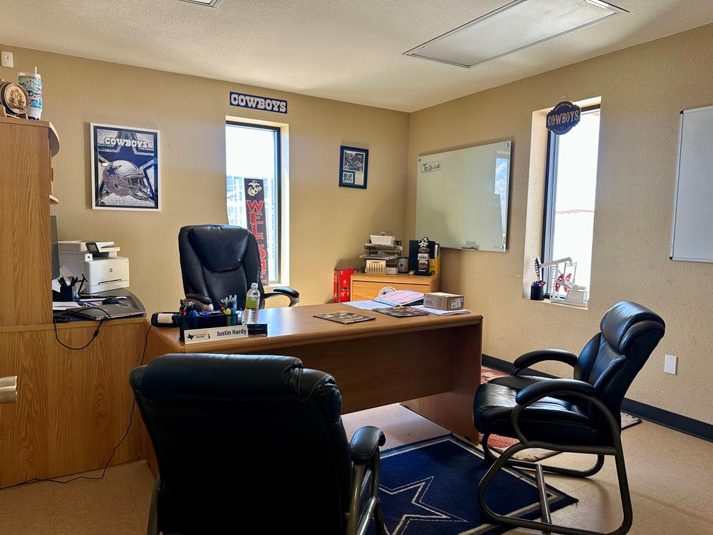 Slide for listing number 161200