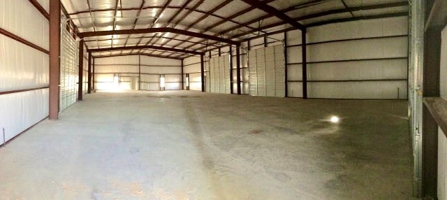 Slide for listing number 161200