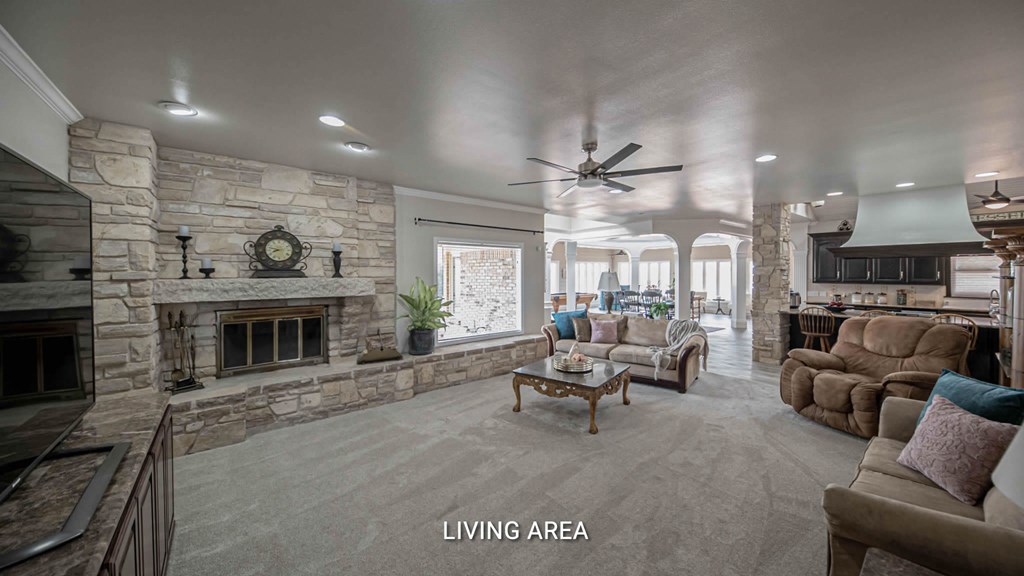 Slide for listing number 134441