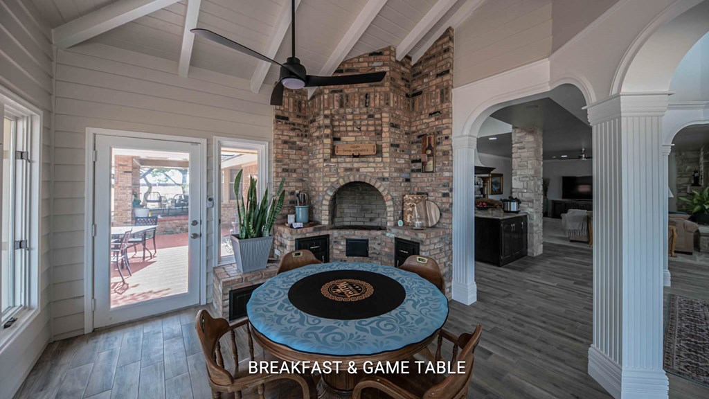 Slide for listing number 134441