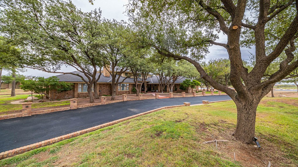 Slide for listing number 134441