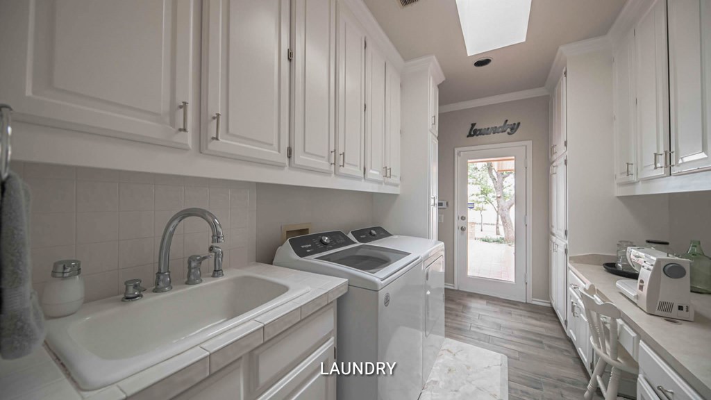 Slide for listing number 134441