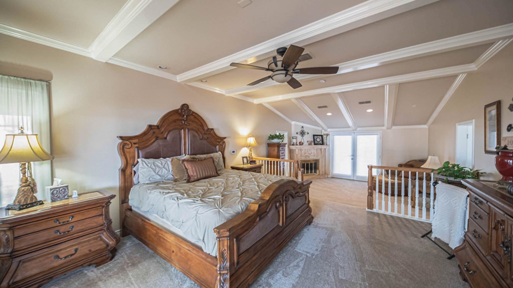 Slide for listing number 134441