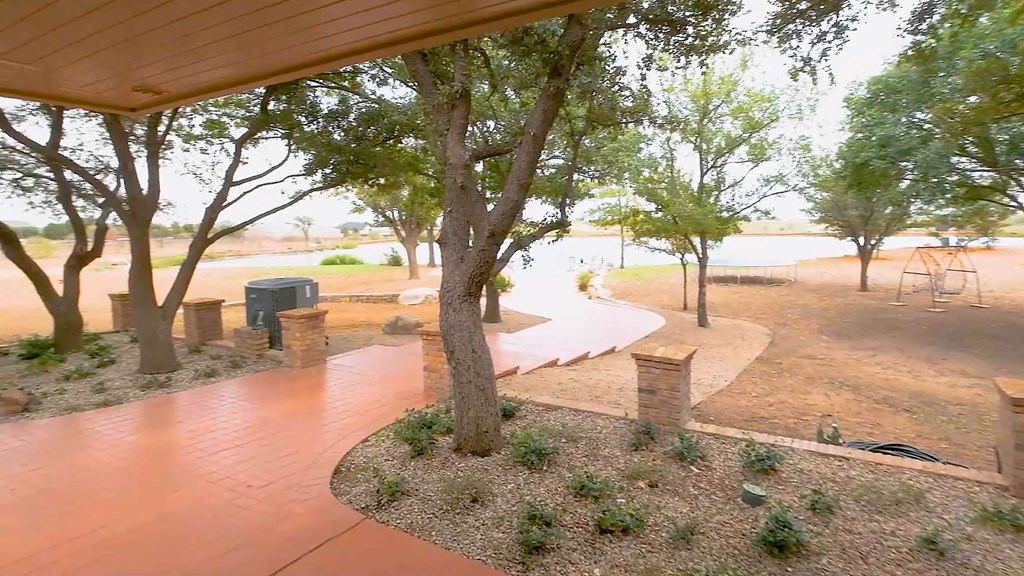 Slide for listing number 134441