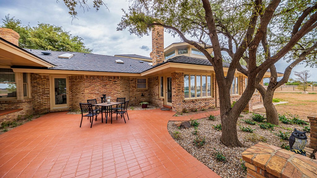 Slide for listing number 134441