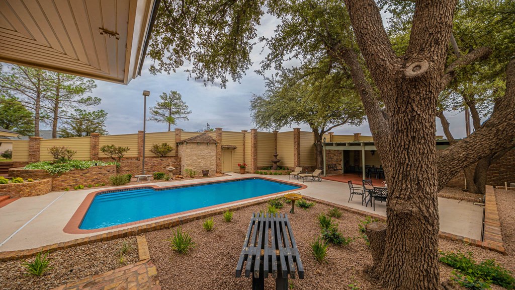Slide for listing number 134441