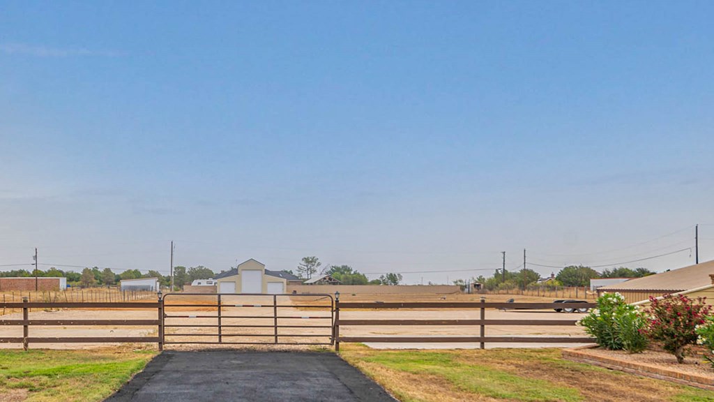 Slide for listing number 134441