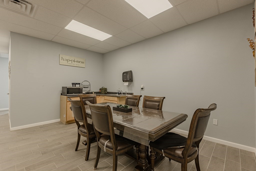 Slide for listing number 156235