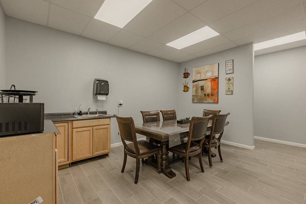 Slide for listing number 156235