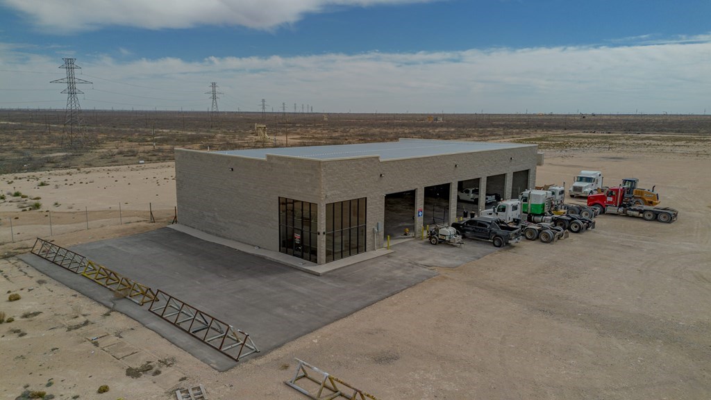 Slide for listing number 156235