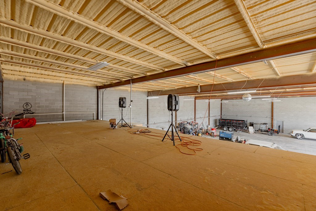 Slide for listing number 156235