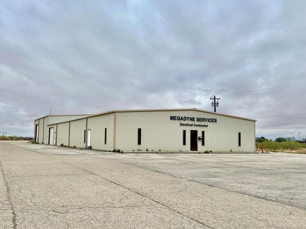 Slide for listing number 156076