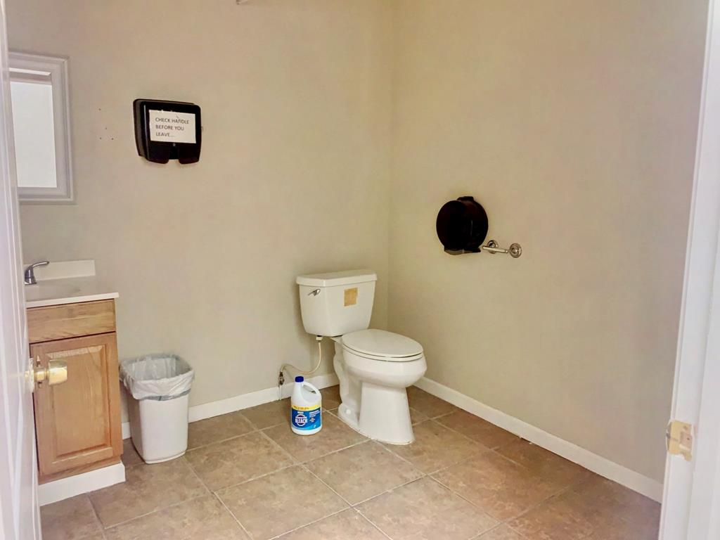 Slide for listing number 156076