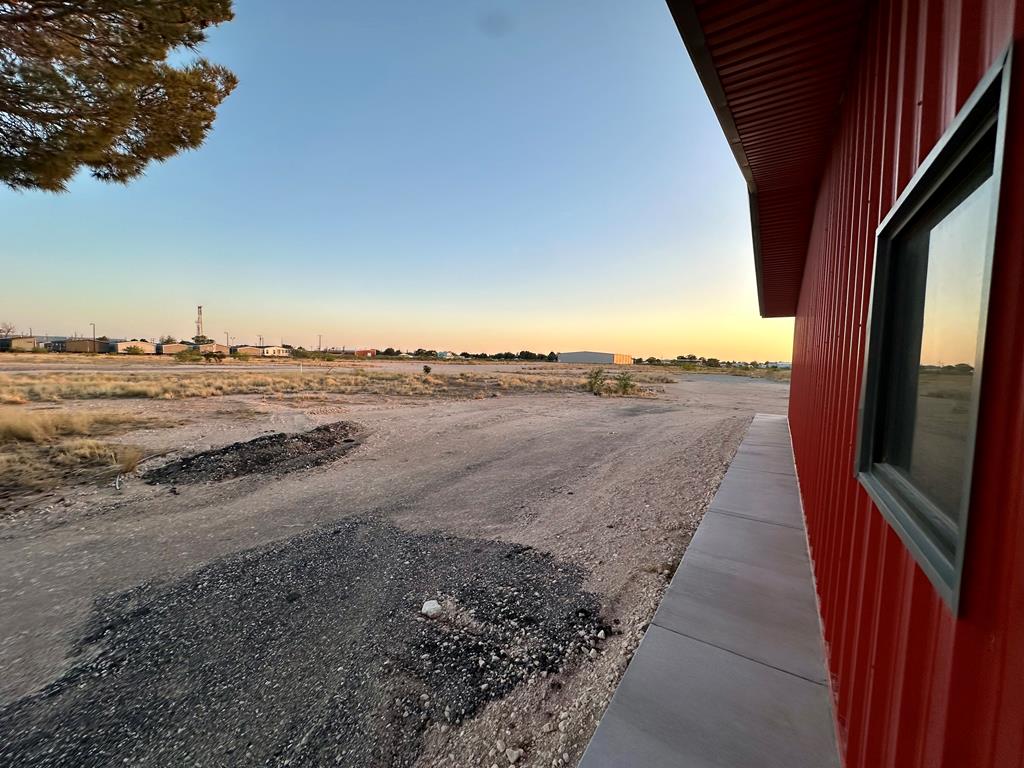 Slide for listing number 159939