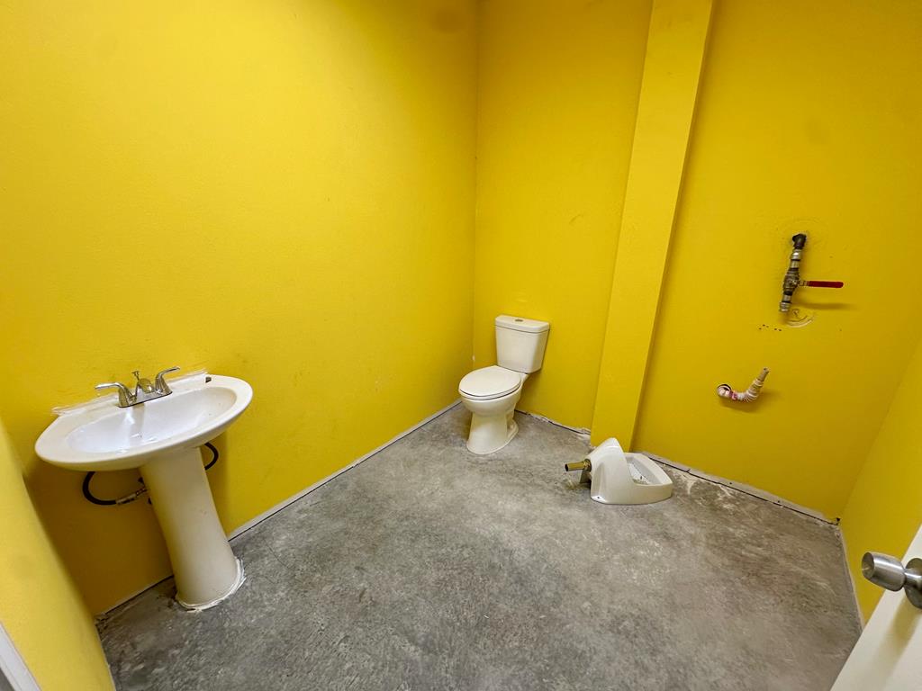 Slide for listing number 159939