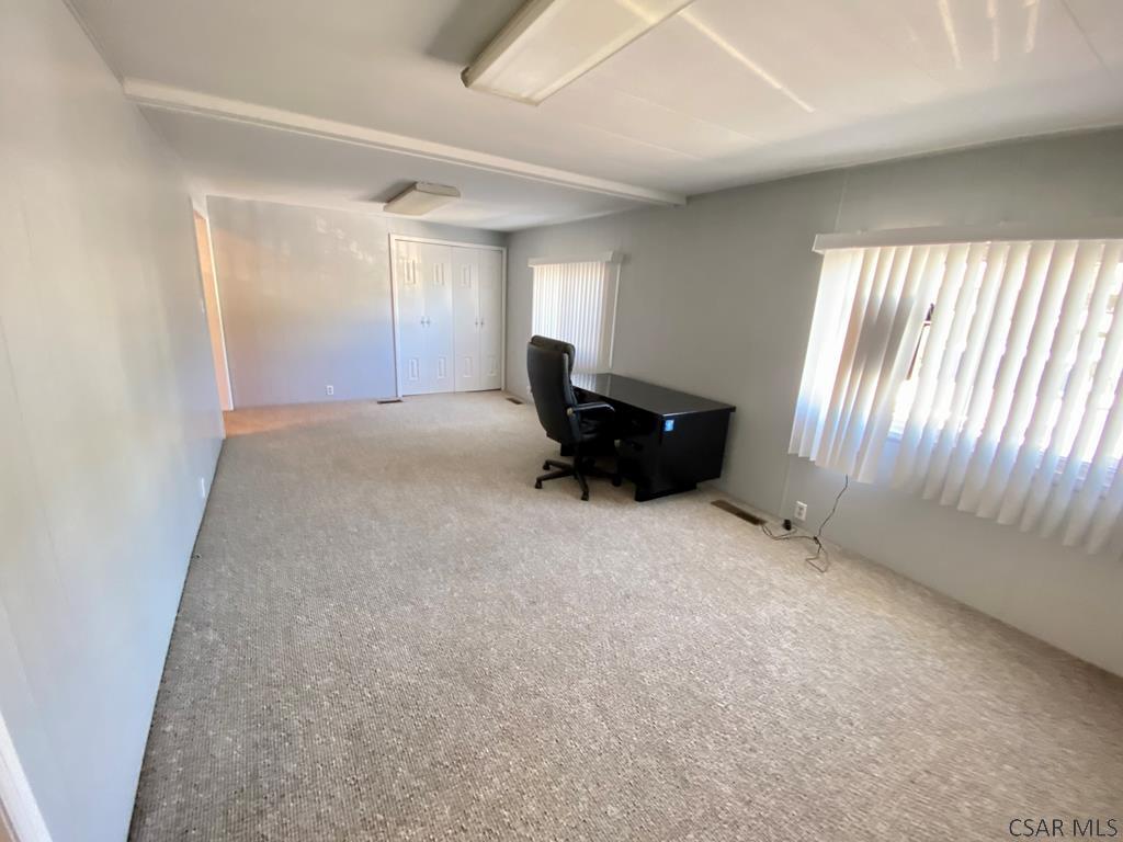 For Sale 02906